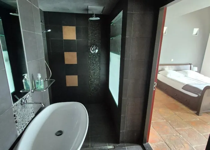 De Limburgse Bergen 3*